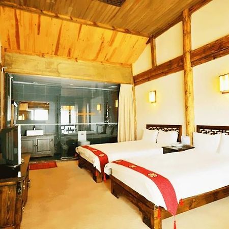 Golden Waterfront Inn Lijiang  Eksteriør bilde